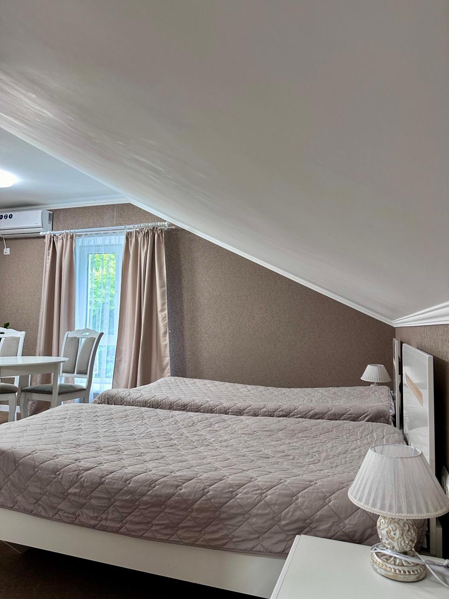 Hotel Korona Кропивницкий Экстерьер фото